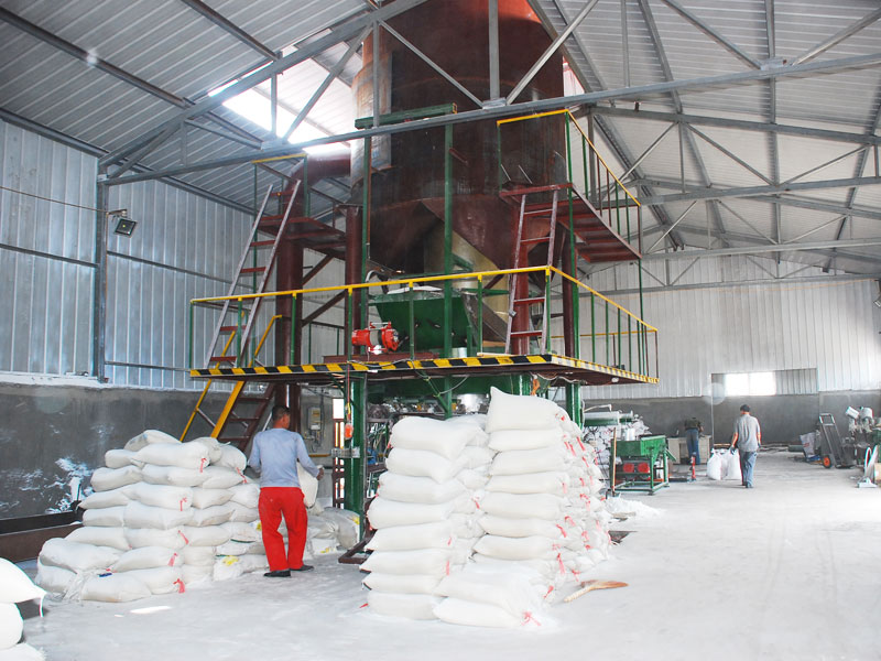 道路标线用反光粉怎么选？不同折射率的应用差异解析