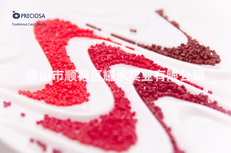 琉璃工艺珠在珠宝饰品制作中有哪些独特优势？